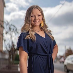 Meet your Posher, Alexis